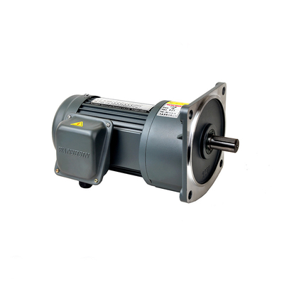 Yüksek Oranlı GV Orta Dişli Redüktörlü Motor Dikey Özelleştirilmiş 0.1KW-7.5KW 1/3 Faz