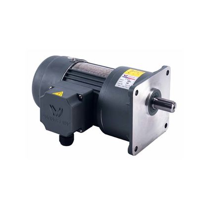 Düşük Gürültülü IP54 3 Fazlı Motor, Frenli Yatay Takılı
